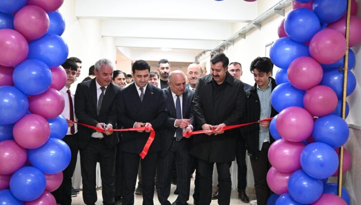 Suşehri’nde Geleceğin Dahileri İçin Dev Adım Fen Lisesi’nde Zeka Sınıfı Açıldı