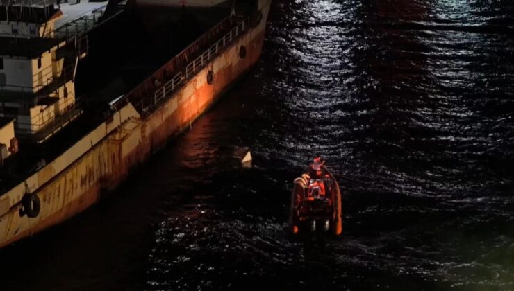 Haydarpaşa Limanı’nda Sıcak Dakikalar: Tekne ve Gemi Çarpıştı
