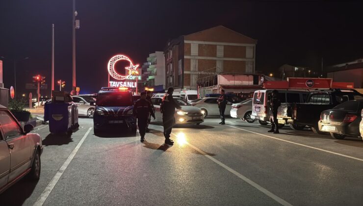 Yalova’da Sokak Ortasında Silahlı Çatışma: 6 Yaralı, 1 Kişinin Durumu Kritik