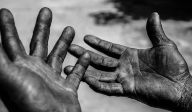 Takvimdeki Kırmızı Çizgi: Bir Günün Ötesindeki Büyük Direniş