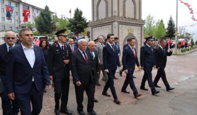 19 Mayıs Coşkusu Gençlik Yürüyüşüyle Taçlandı: Vatandaşlar Tek Yürek Oldu