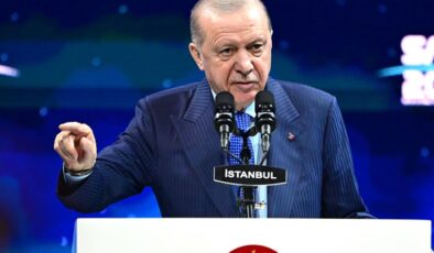 Cumhurbaşkanı Erdoğan’dan Tarihi Çağrı: “Yeni Anayasa Siyasetin Boynunun Borcudur”