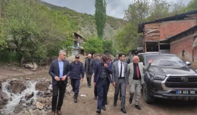 Şebinkarahisar’da Sel Alarmı: Başkan Ömer Şentürk Dereköy’de Vatandaşlarla Bir Araya Geldi