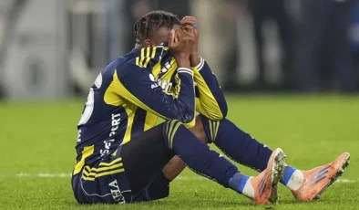 Şampiyonluk Yolunda Büyük Darbe: Fenerbahçe’de Yıldız İsim Sezonu Kapatabilir