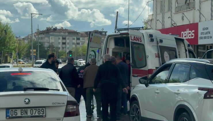 Elazığ’da Kahreden Olay: Balkondan Düşen 17 Yaşındaki Genç Kız Hayatını Kaybetti