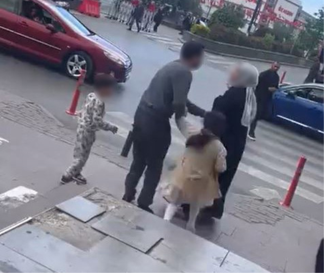 Esenyurt bıçaklı kıskançlık saldırısı