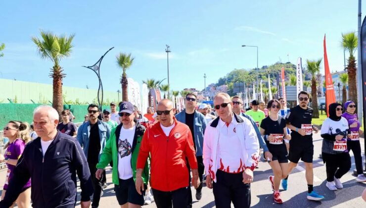 Giresun’da Büyük Maraton Heyecanı: 700’den Fazla Sporcu Sahilde Dev Yarış İçin Buluştu!