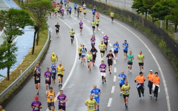 Sürücüler Dikkat: Giresun’da Uluslararası Maraton Nedeniyle Sahil Yolu Trafiğe Kapatılıyor!