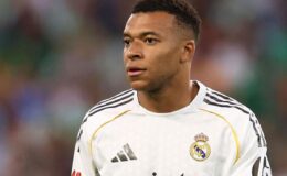 Real Madrid’de Mbappe Depremi: El Clasico Öncesi Antrenmanı Terk Edip Telefon Açtı!