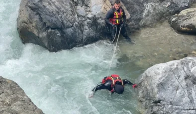 Osmaniye’den Acı Haber: Karaçay Deresi’nde Kaybolan 9 Yaşındaki Çocuğun Cansız Bedeni Bulundu
