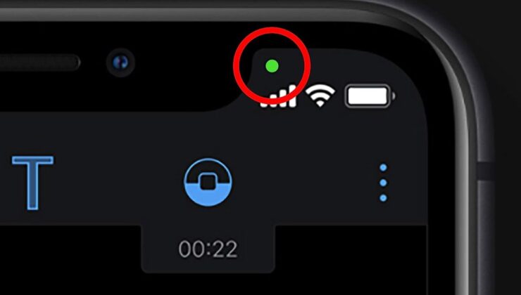 Telefon Ekranındaki Gizemli İşaret: Yeşil Nokta Yanıyorsa Dikkat!