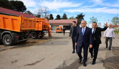 Vali Mustafa Koç’tan Ulaşım Yatırımlarına Yakın Takip: Karayolları Şefliğini Ziyaret Etti