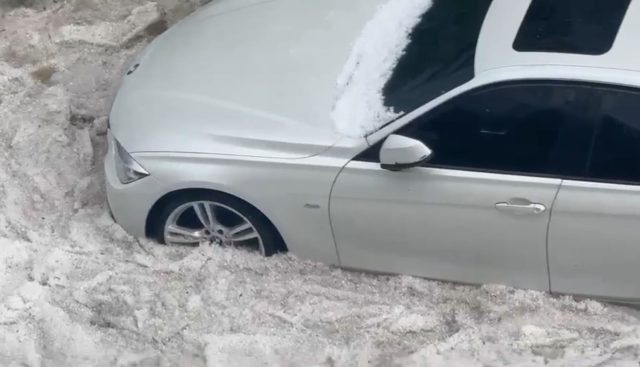 Başkentte Doğal Afet Dehşeti: Misket Büyüklüğünde Dolu ve Sel Suları Ankara’yı Esir Aldı!