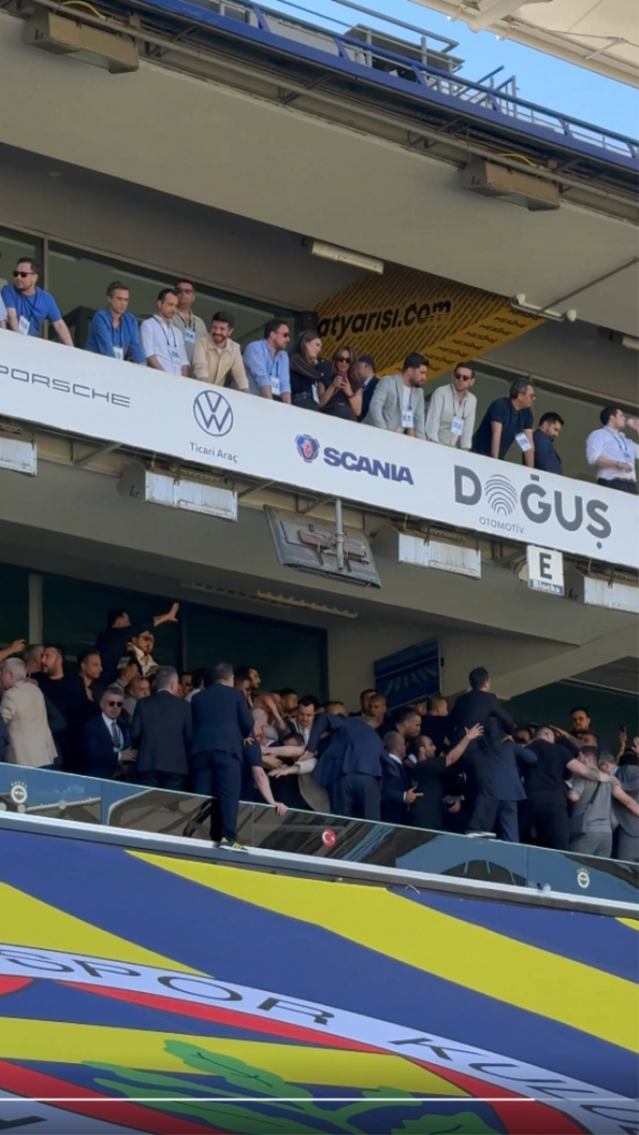 Fenerbahçe kongre kavga