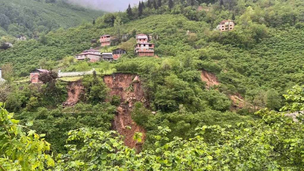 Giresun heyelan konut tahliye