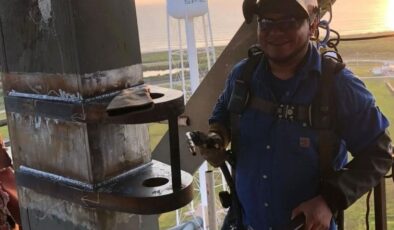 Elon Musk’ın Fabrikasına Kaynakçı Olarak Girdi: Dağıtılan Prim Sayesinde Bir Gecede Milyonere Dönüştü!