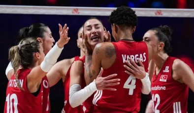 A Milli Kadın Voleybol Takımı Milletler Ligi şampiyonu