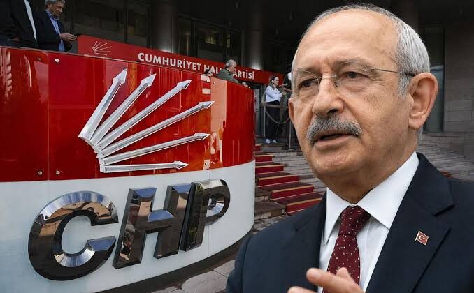 Parti İçi Fırtına Dinmiyor: MYK Sonrası Kararla Açıklanan Görevden Almalar Dengeleri Değiştirecek!