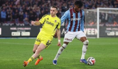 Süper Lig’de Kulüp Tarihine Geçecek Dev Satış! Bordo-Mavili Yıldız Premier Lig’e Gidiyor