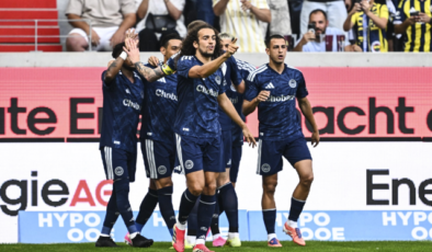 Fenerbahçe Avusturya Kampını Zaferle Kapattı! Yeni Transfer İlk Kez Sahada