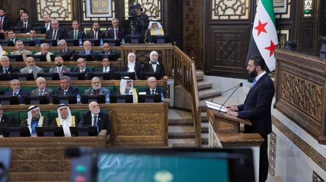 Komşuda Tarihi Dönüm Noktası: Kritik Zirvede Yeni Dönem Mesajı!