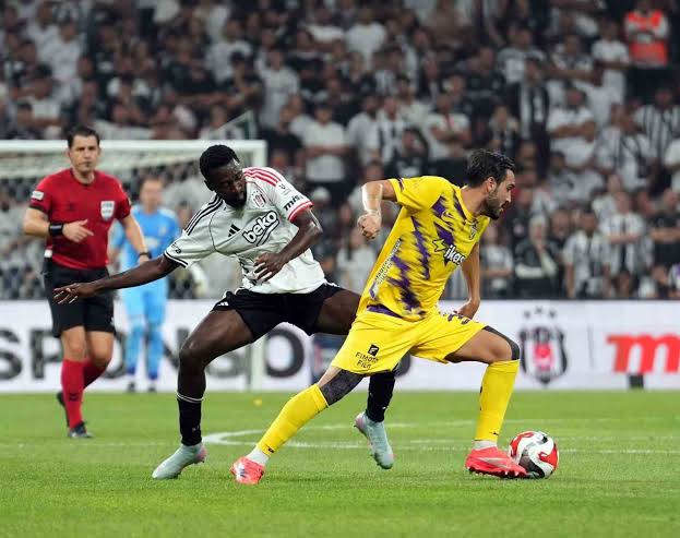 Beşiktaş Eyüpspor Djalo hakem kararı
