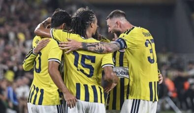 Fenerbahçe Kadıköy’de Avantajı Kaptı: Sturm Graz’ı 2-0 Devirdi