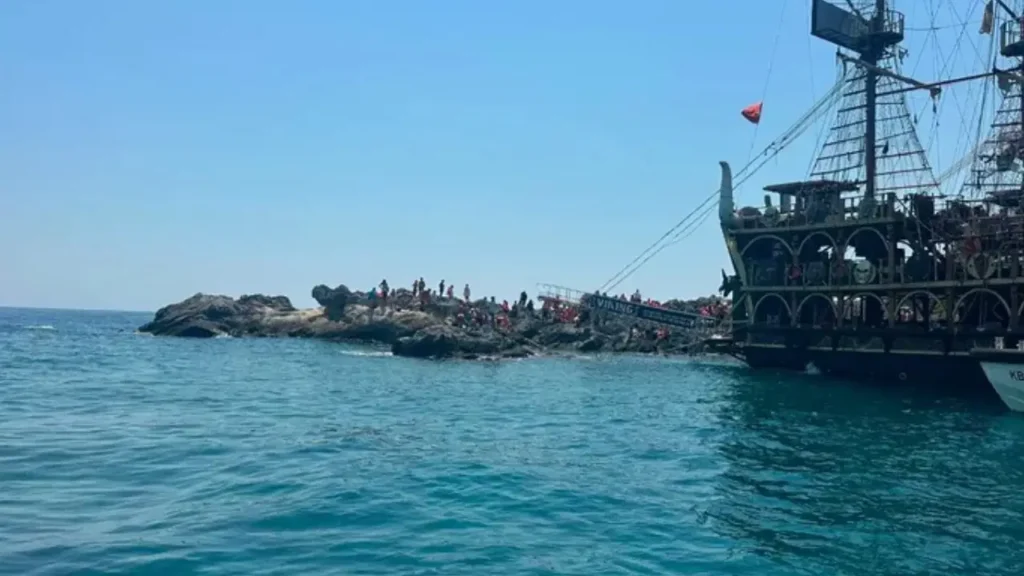 Fethiye gezi teknesi tahliye