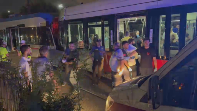 İstanbul Zeytinburnu’nda Tramvay Kazası: İki Tramvay Çarpıştı, 9 Kişi Yaralandı!