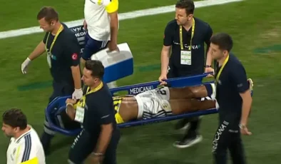 Fenerbahçe’de Sturm Graz Maçında Oosterwolde Şoku: Oyuna Devam Edemedi