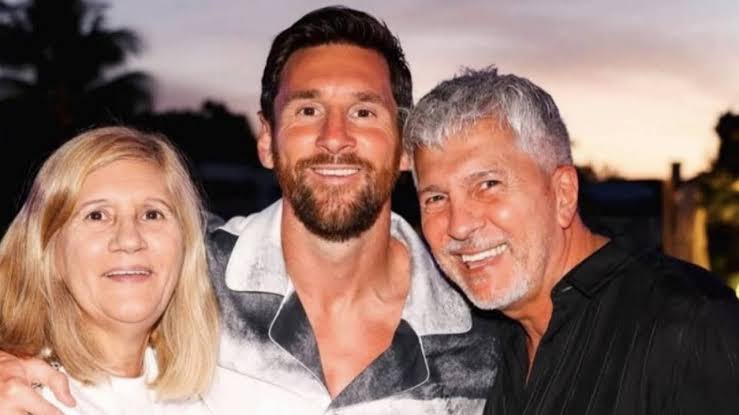 Lionel Messi’nin En Zor Günü: Babasını Son Yolculuğuna Güçlükle Uğurladı!