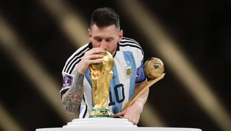 Futbol Dünyasında Devir Kapanıyor: Lionel Messi Arjantin Milli Takımı Kariyerini Noktaladığını Açıkladı!