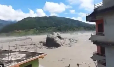 Himalayalar’da Buzul Koptu Dev Kaya Sürüklendi: Nepal’deki Sel Felaketinde Bilanço Ağırlaşıyor