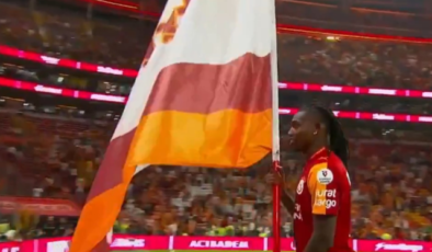 Galatasaray Göztepe Maçı Sonrası Büyük Sürpriz Rafael Leao Sahaya İndi