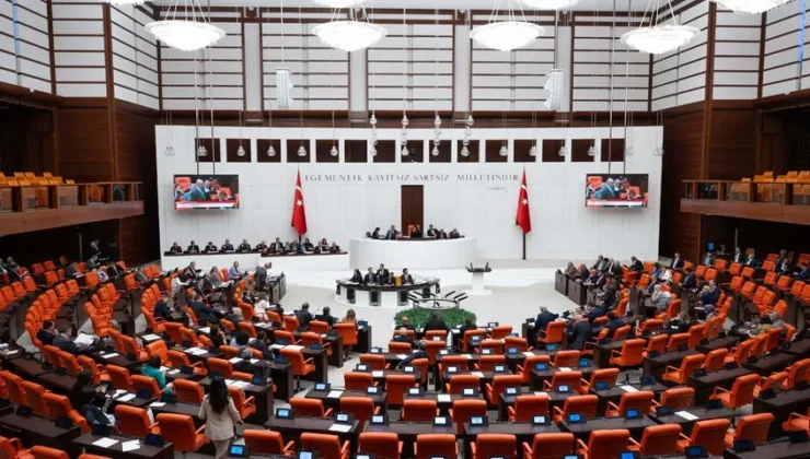 TBMM Genel Kurulu’nda Hareketli Dakikalar: Çerçeve Yasa Görüşmelerinde Partilerin Kararları Netleşiyor