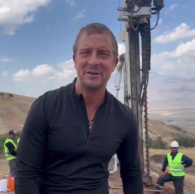 Bear Grylls Ağrı Dağı Nuh'un Gemisi