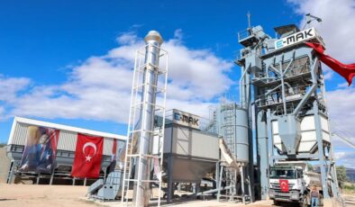 Suşehri’nde Dev Hizmet: Bölgeye Hayat Verecek Asfalt Plenti Törenle Açıldı
