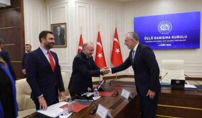 Milyonlarca Çalışanı İlgilendiren Radikal Değişiklik: Bakanlık Dev Reform İçin Düğmeye Bastı