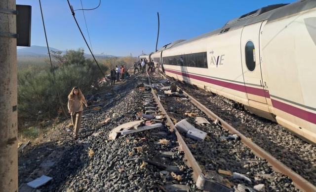İspanya tren kazası son dakika