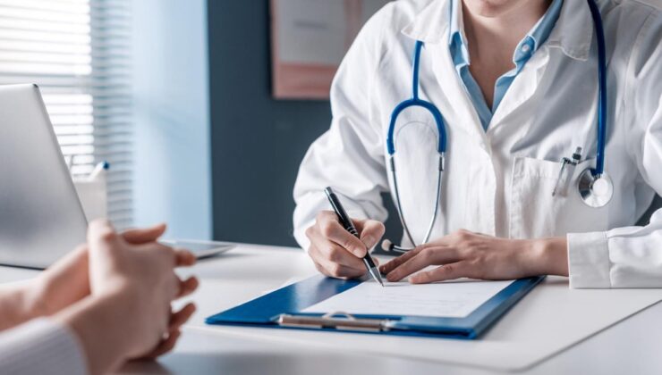 Milyonlarca Hastayı İlgilendiren Karar: Artık Tekrar Doktora Gitmeye Gerek Kalmayacak!