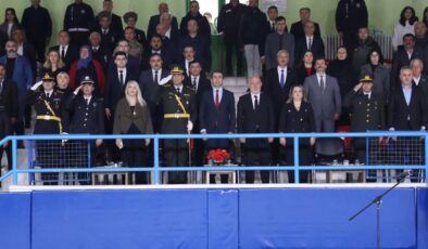 Şebinkarahisar’da 103. Yıl Coşkusu Tavan Yaptı: İlçe Halkı Meydanlara Akın Etti.