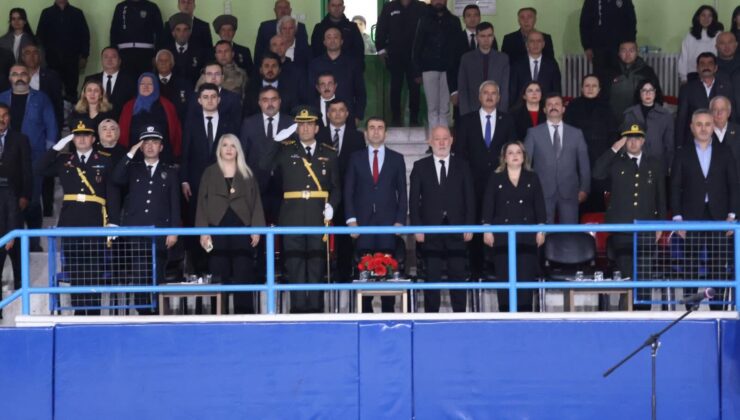 Şebinkarahisar’da 103. Yıl Coşkusu Tavan Yaptı: İlçe Halkı Meydanlara Akın Etti.